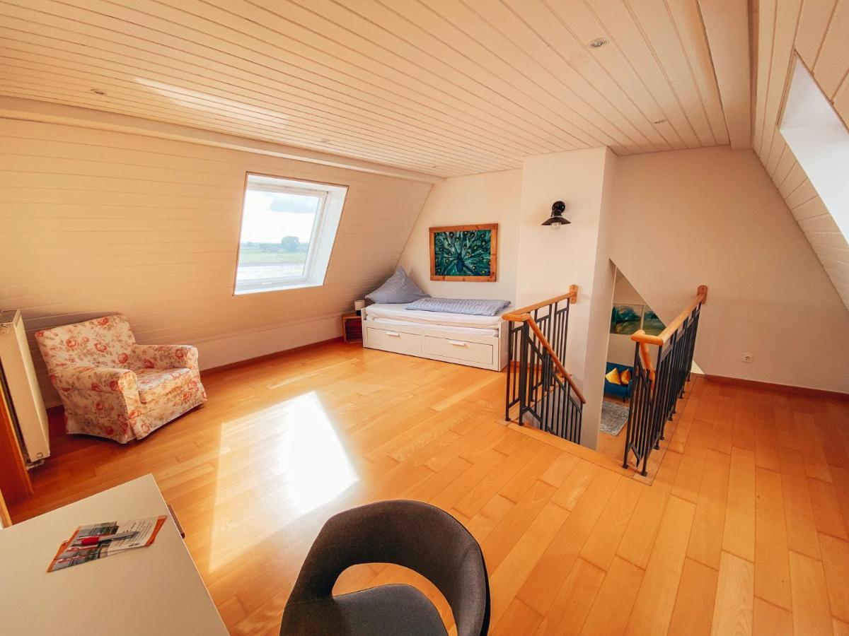 Rheinloft 3 - Grosse Giebelwohnung Mit Dachterrassen An Der Rheinpromenade Emmerich Extérieur photo