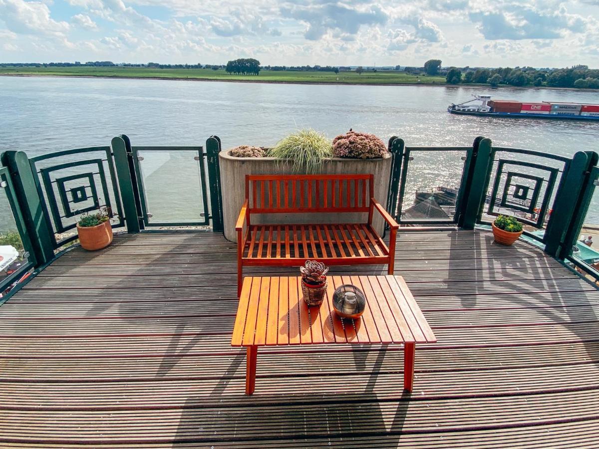Rheinloft 3 - Grosse Giebelwohnung Mit Dachterrassen An Der Rheinpromenade Emmerich Extérieur photo
